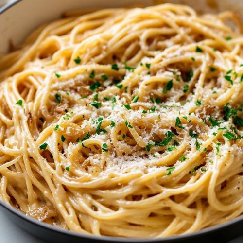 Caramelized Onion And Roasted Garlic Pasta Recipe